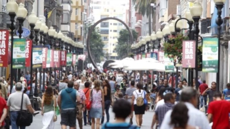 Entrevista en el diario «Atlántico Hoy» sobre la incertidumbre económica en Canarias